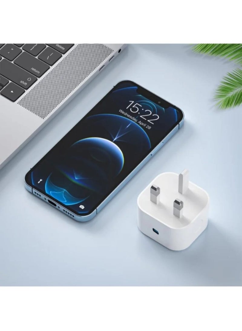 محول طاقة ديناميكي 40 واط بقدرة قصوى 60 واط مع كابل USB-C إلى USB-C لأجهزة iPhone، لون أبيض - Image 4