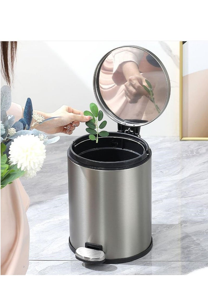 Golden Home - Bin, Classic Round Pedal Trash Can, Hands-Free Ideal For Kitchen, Bathroom, Bedroom, Office, Stainless Steel 8L (Luxury Gold Color)  - Image 5