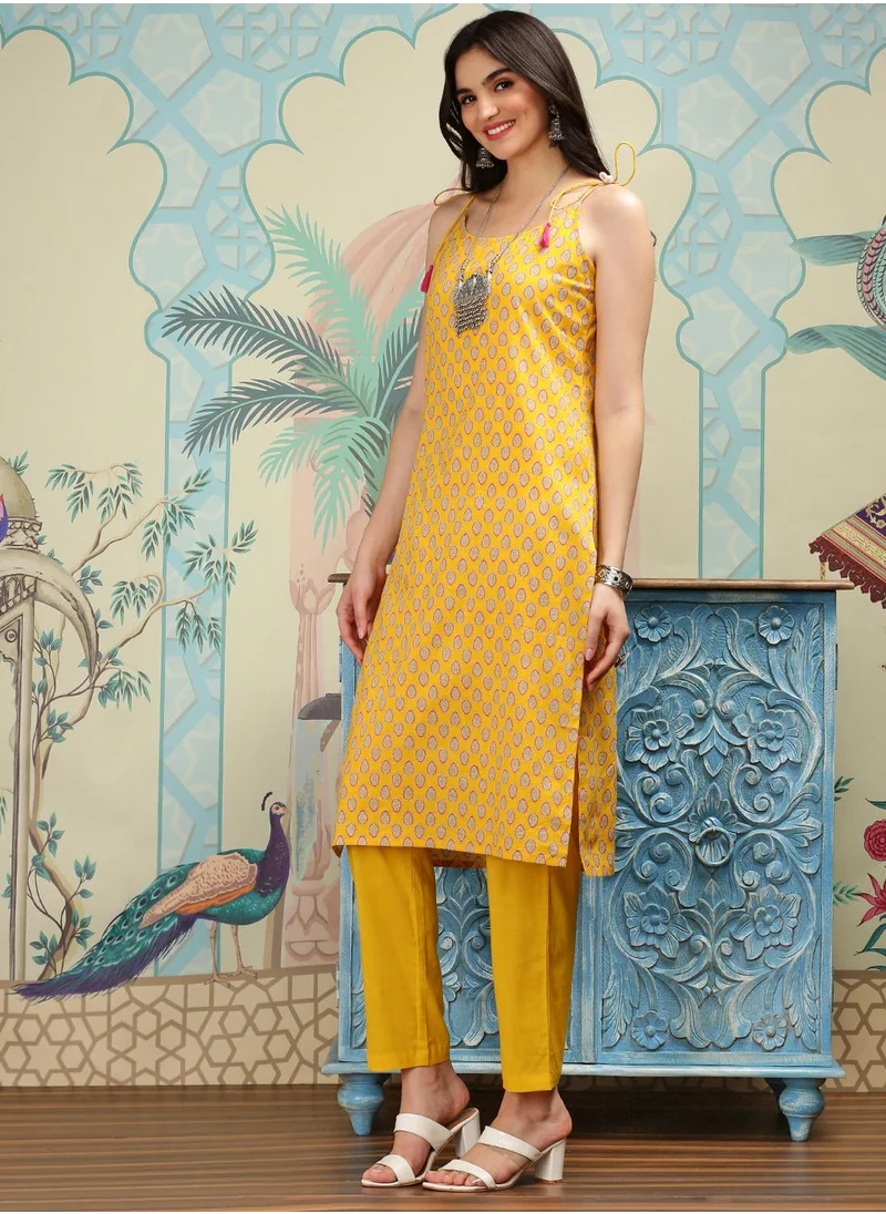 آي شين Straight Fit Printed Pattern Round Neck Sleeveless Yellow Colour Woven Cotton Kurta Set for Women with Semi Elastic Closure - A Must-Have for Every Wardrobe