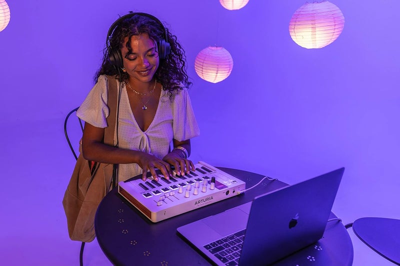 Arturia MiniLab 3 White - 25-Key MIDI Controller with Software Bundle - Image 3