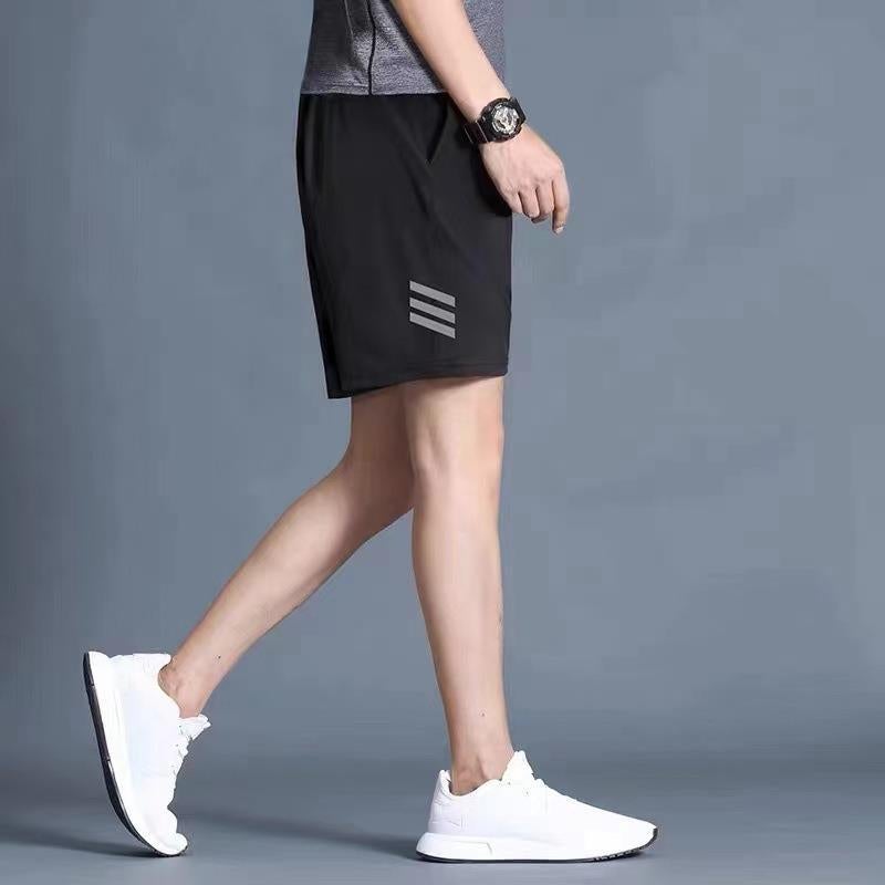 Sports Shorts Mens Casual Quick-Drying Running Ice Silk Basketball Pants Summer Thin Beach Football Loose Five-Point Pants Trendy Pure black  - Image 3