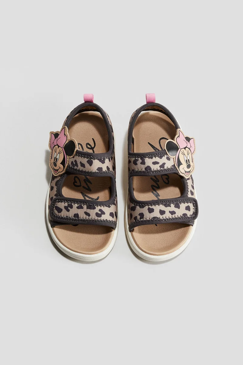 اتش اند ام صنادل سكوبا مزين بطبعة