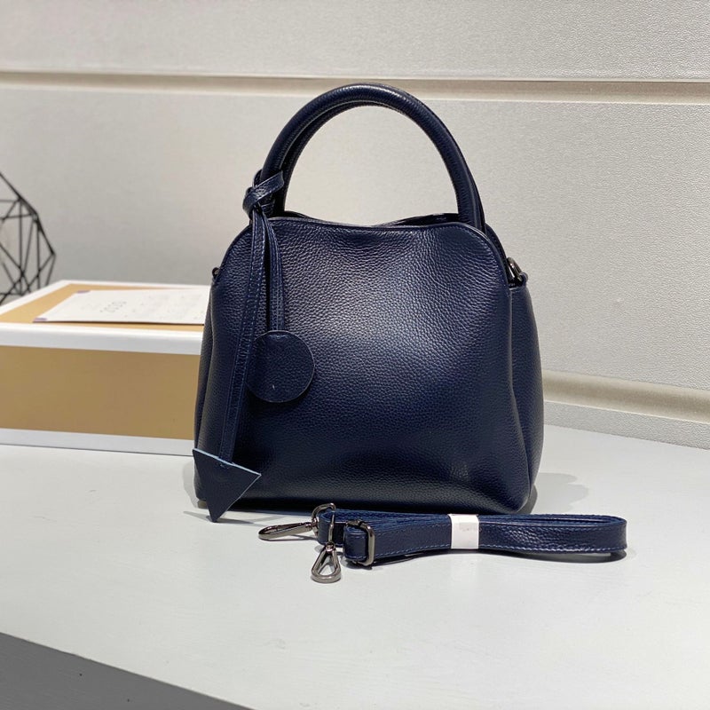 2025 First-Layer Cowhide Genuine Leather Women'S Bag Gemstone Bag Manufacturer Handbag Crossbody Bag Fashion - Image 1