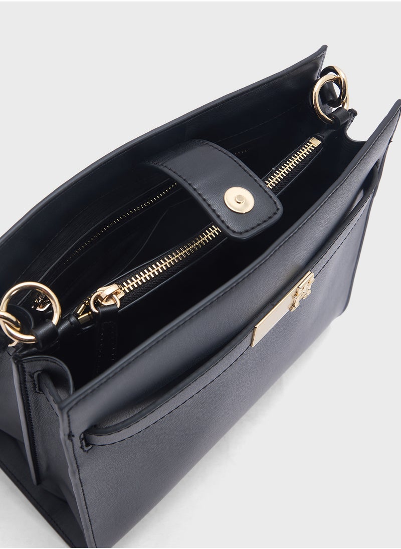 TOMMY HILFIGER HERITAGE SHOULDER BAG  - Image 5