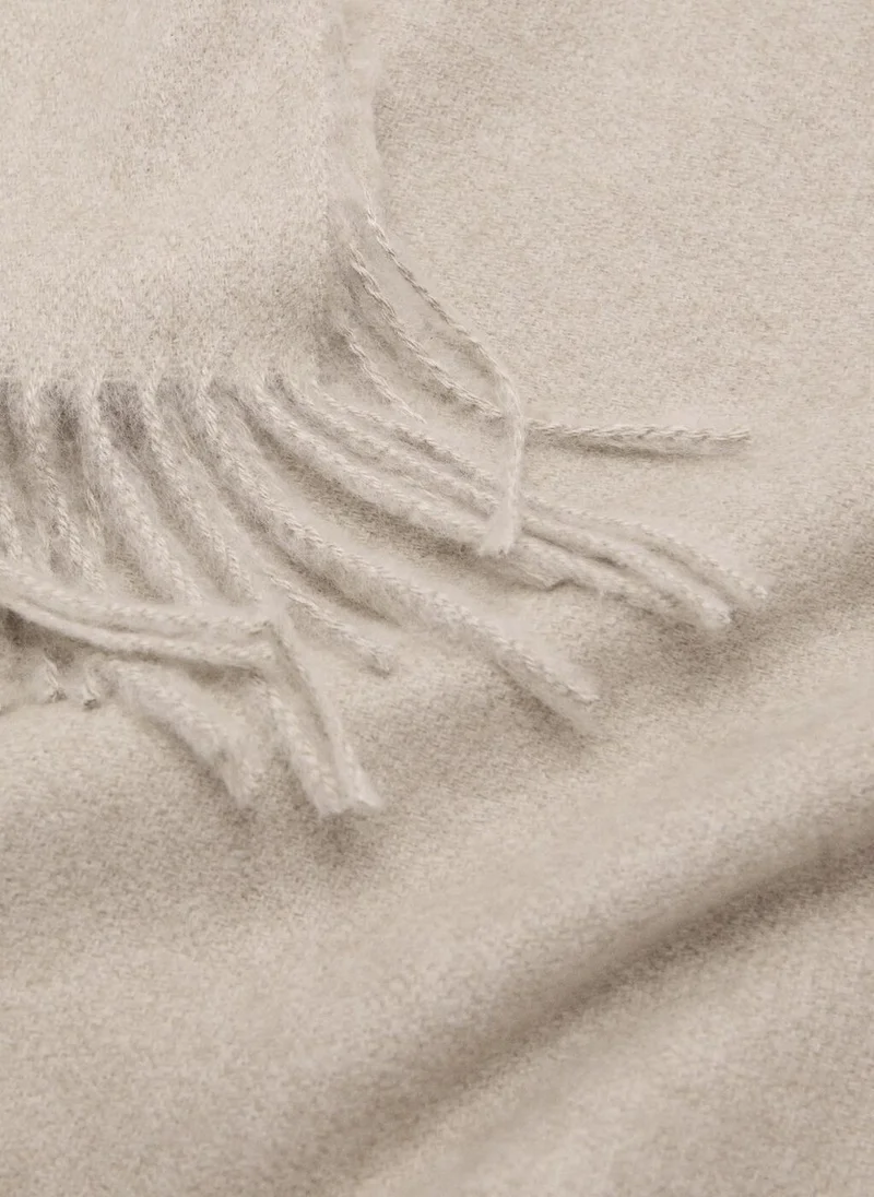 MANGO Fringed edge scarf