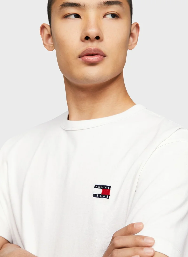 TOMMY JEANS Badge Crew Neck T-Shirt
