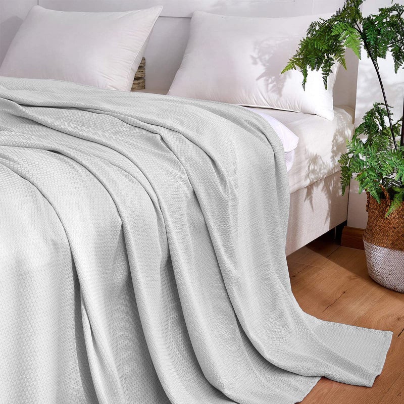 DANGTOP Cooling Blankets, 100% Rayon Derived from Bamboo, Absorbs Body Heat to Keep Cool on Warm Night, Ultra-Cool Lightweight Blanket(79x91 inches, Grey) - Image 5