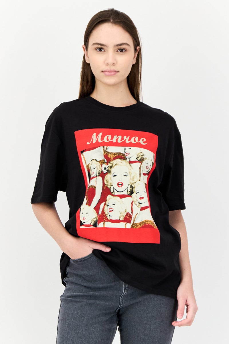 Marilyn Monroe Women Oversized Fit Crew Neck Short Sleeves Graphic Print T-Shirt, Black - Image 1
