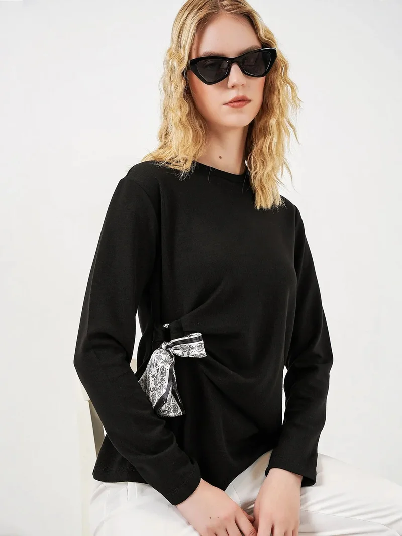 بيغ دارت BDART Women's Long-sleeved Crew Neck Top With Tie Detail