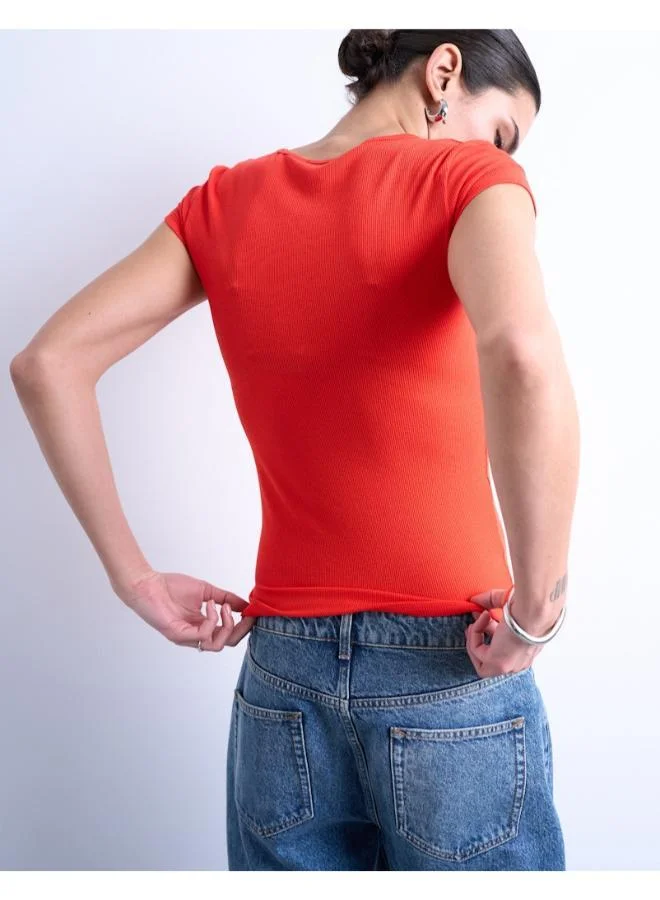 توب شوب تي شيرت كاجوال بأكمام قصيرة مضلع