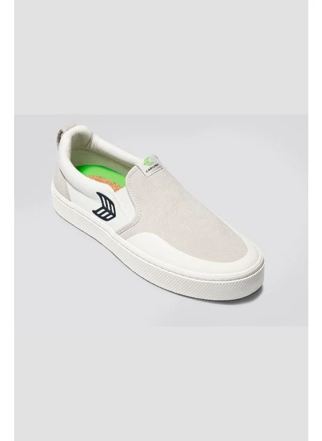 Cariuma SLIP-ON PRO Off-White Canvas Vintage White Suede Black Logo Sneaker