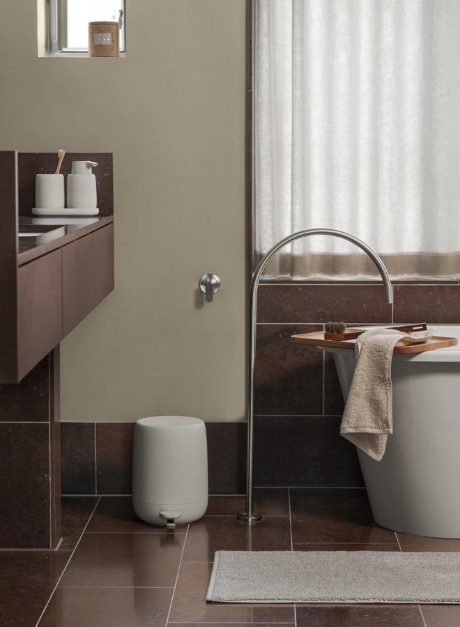 Blomus Soap Dispenser, Ceramic, plastic, silicone, Moonbeam, H 14 cm, T 9,5 cm, Ø 8,5, V 0,25 l - Image 4
