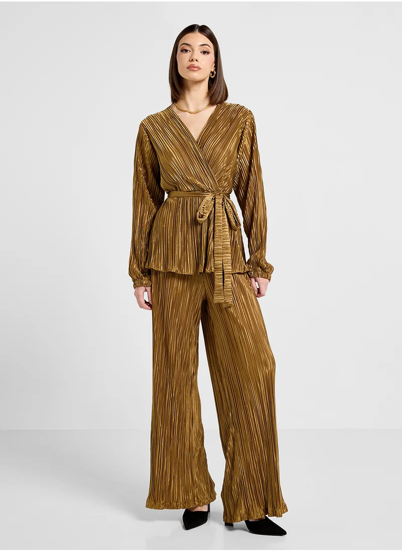 ايلا Pleated Top & Pant Set