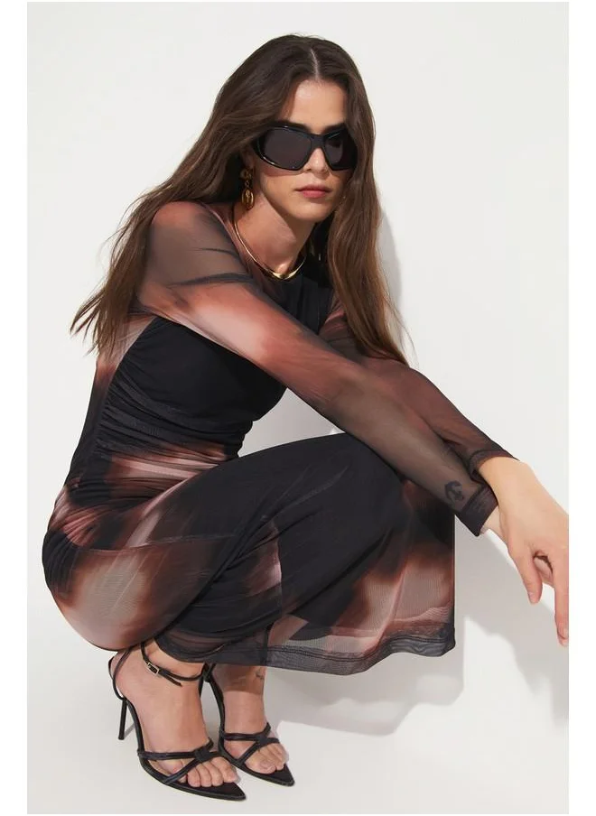 جون June Women's Crew Neck Ruched Detailed Maxi Dress