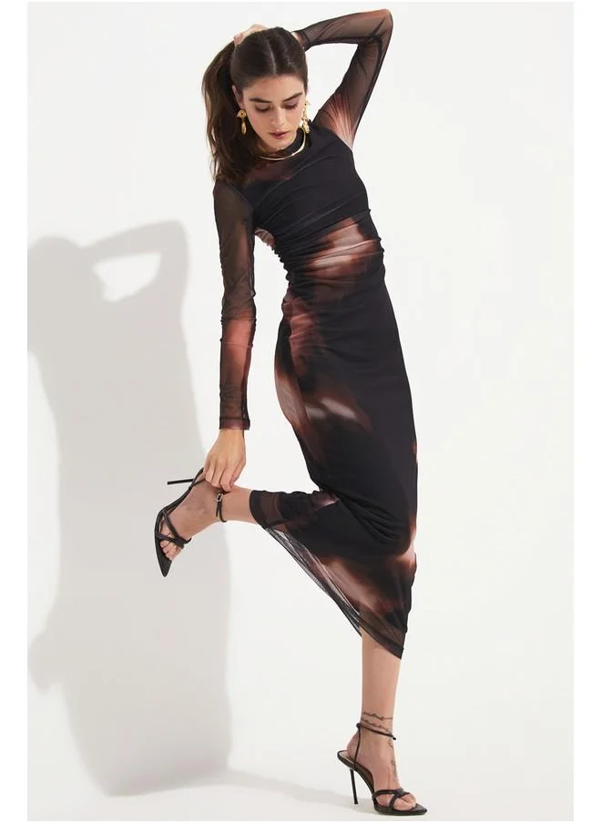 جون June Women's Crew Neck Ruched Detailed Maxi Dress