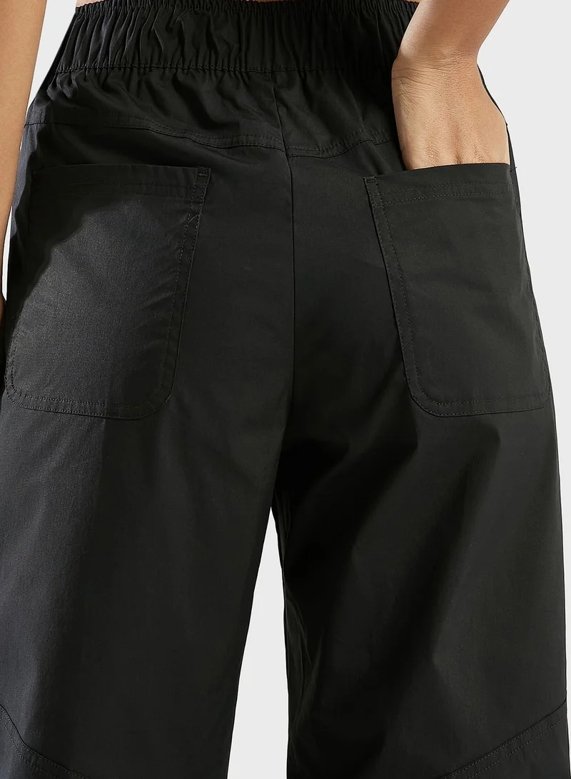 Nike Essential Pants