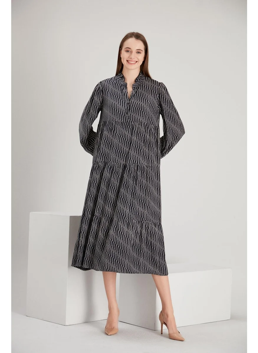 الكسندر جاردي Collar Detailed Buttoned Dress (B21-701909)