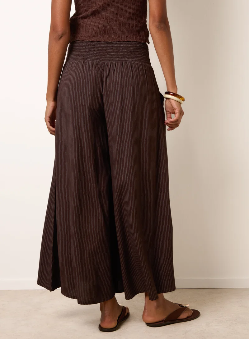 بلو فانيلا Wide Leg Shirred Waist Wavy Trousers