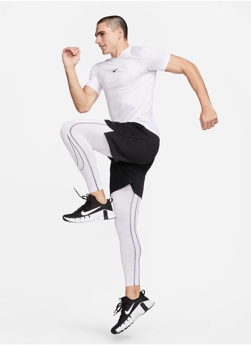 Nike Np Dryfit Slim Top T-Shirts  - Image 4
