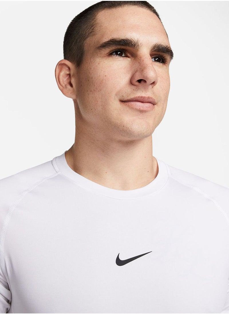 Nike Np Dryfit Slim Top T-Shirts  - Image 3