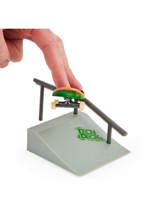 Tech Deck VS Series Blind Skateboards Fingerboard, Obstacle and Challenge Card Set - Image 3