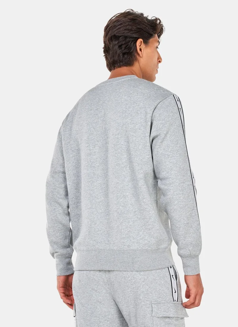 Nike Men's Sportswear Repeat Fleece Sweatshirt
