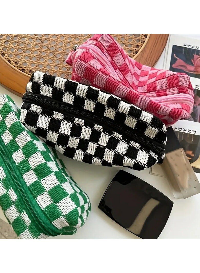 ORiTi Checkered Kinitted Cosmetic Bag Makeup Pouch Roomy Zipper Pouch Portable Travel Toiletry Bag Organizer - Brown - Image 3