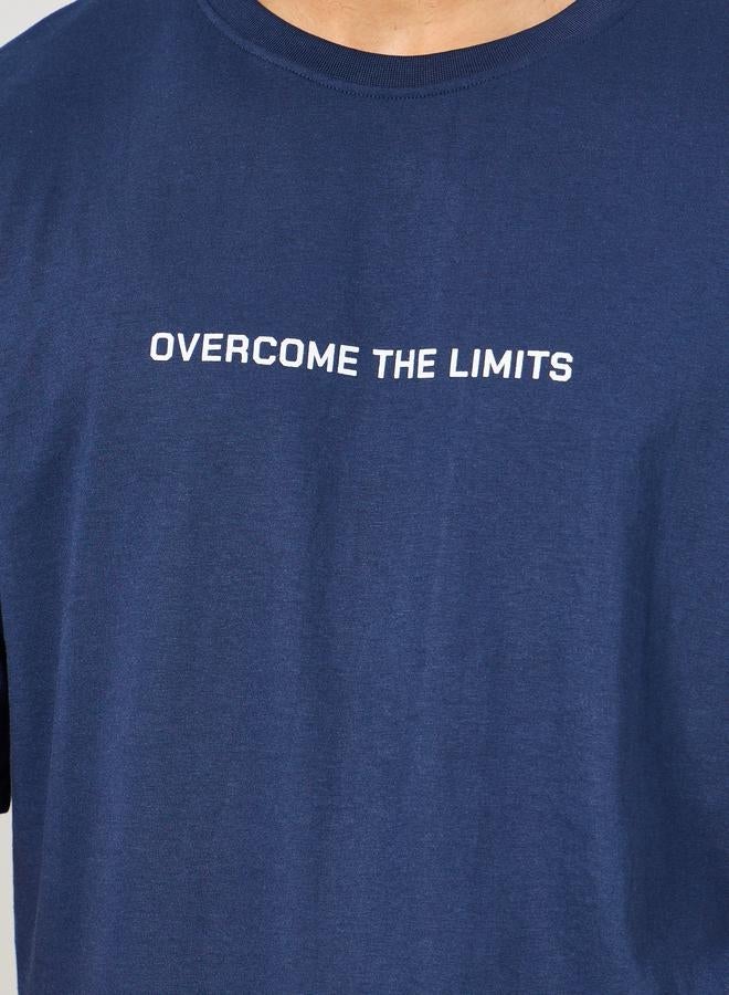 ستايلي اكتيف تيشيرت قطني كبير بطبعات أمامية وخلفية بأسلوب أثليجر - Image 4