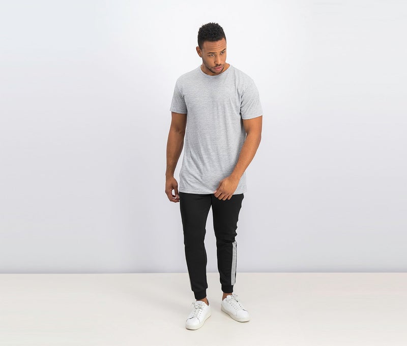 PUMA قميص جرافيك للرجال بتقنية دري رليز، رمادي هيثر - Image 4