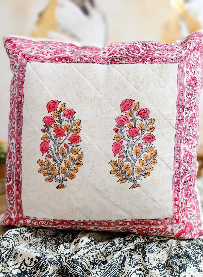 أوجريا غطاء وسادة من القطن العضوي Pink Iris مطبوع يدويًا 65 سم X 65 سم - Image 2