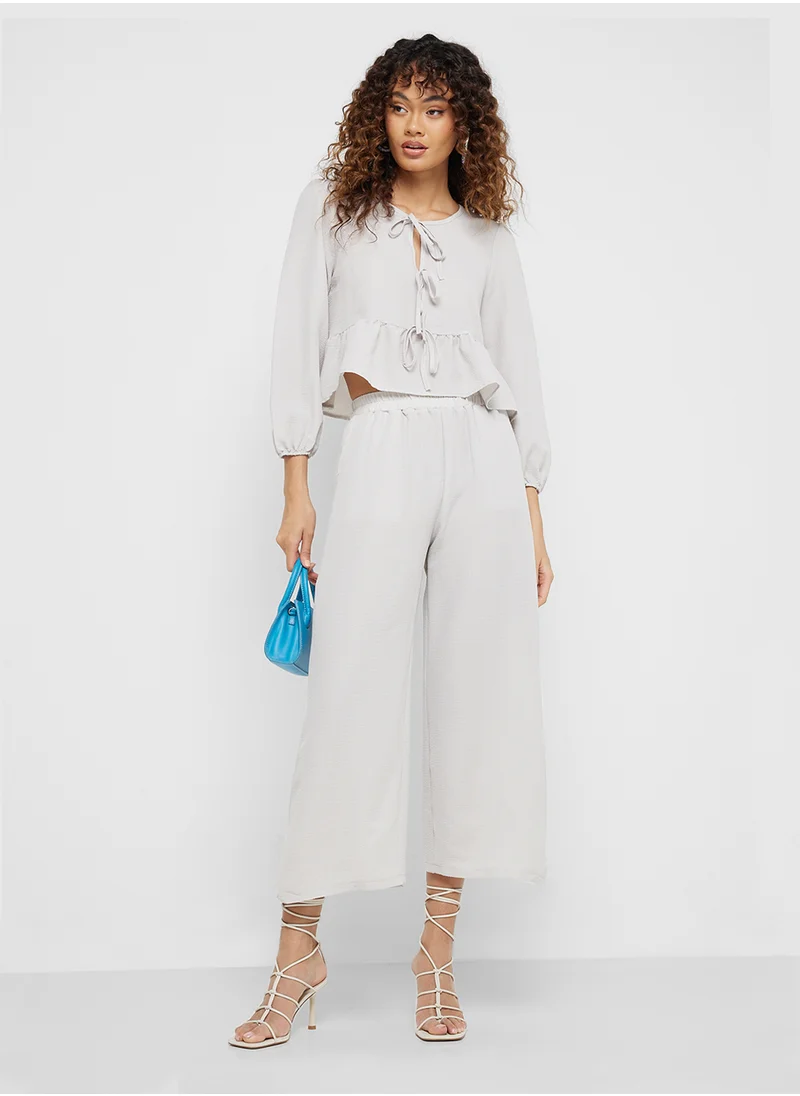 جينجر Bow Tie Front Top & Relaxed Pant Set