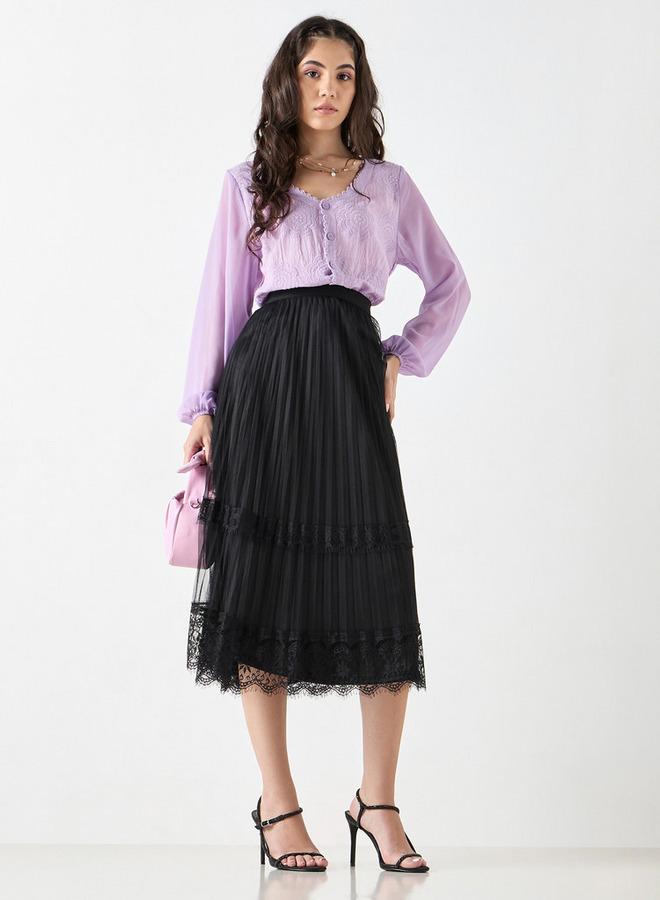 تواكستريمز تنورة ميدي بكسرات وتفاصيل دانتيل وخصر مطاطي من تو إكستريمز - Image 2