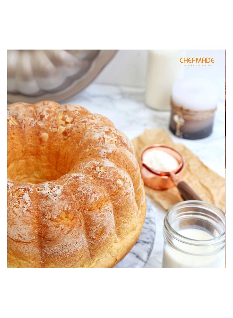 شيف ميد عموم كعكة أنبوب 9.5 بوصة غير عصا عموم أنبوب على شكل قرع - Image 3