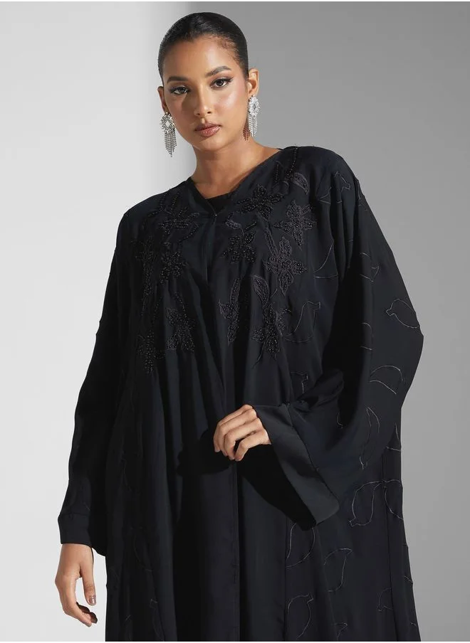 hayas closet Embroidered Cape Sleeve Abaya