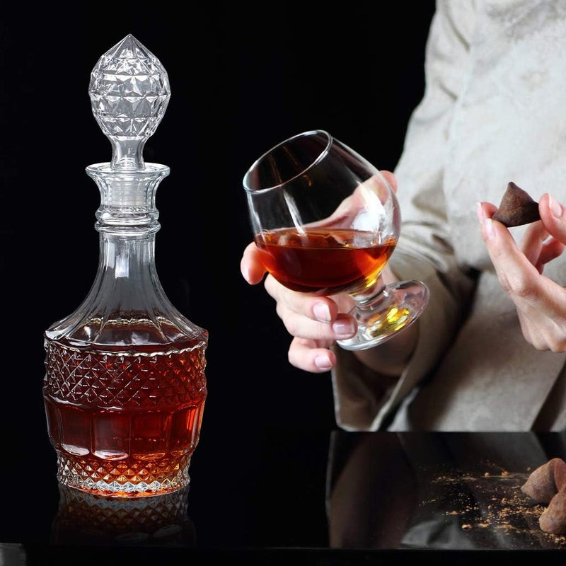 MDLUU Liquor Decanter, Glass Decanter Bottle with Airtight Stopper, Wiskey Vodka Bourbon Decanter for Gift, Home, Bar, Party Decor, 27oz/800ml Clear - Image 5