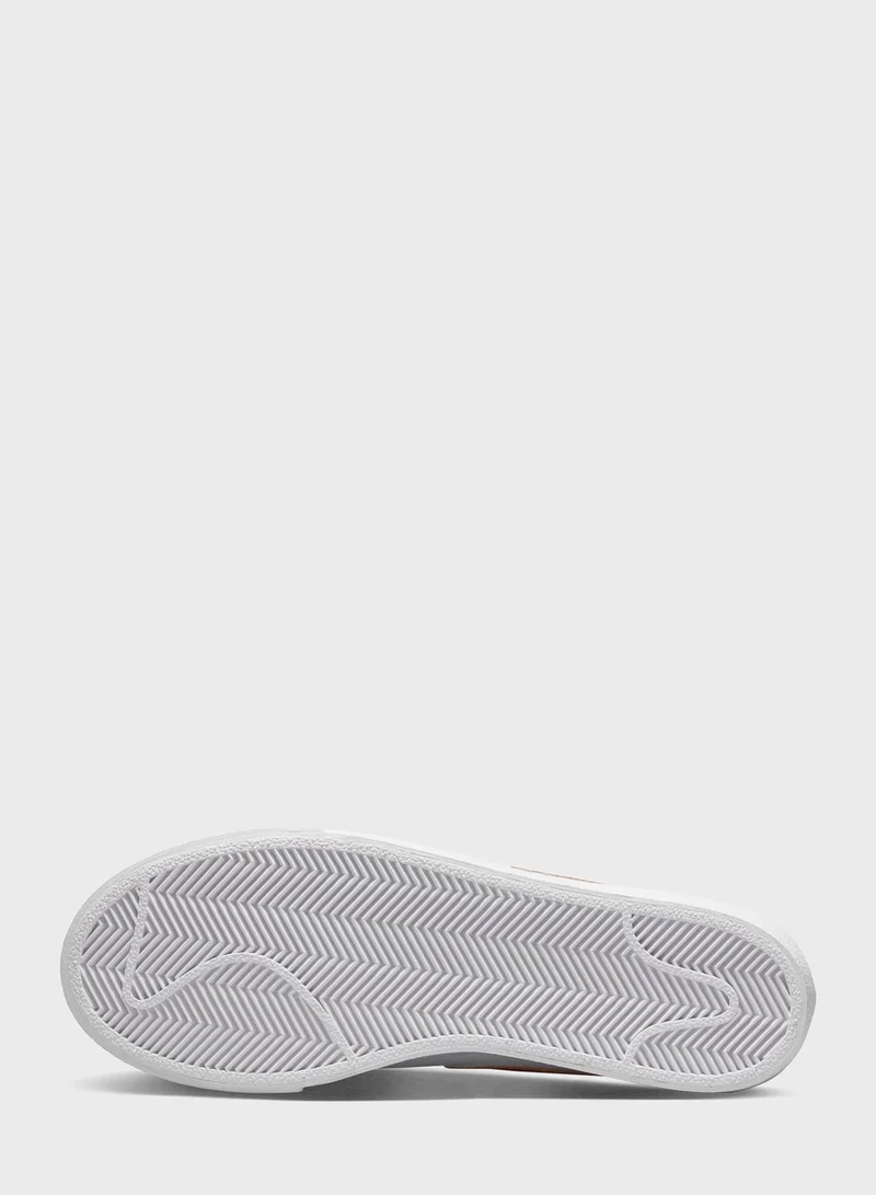 Nike W Blazer Low Platform Ess