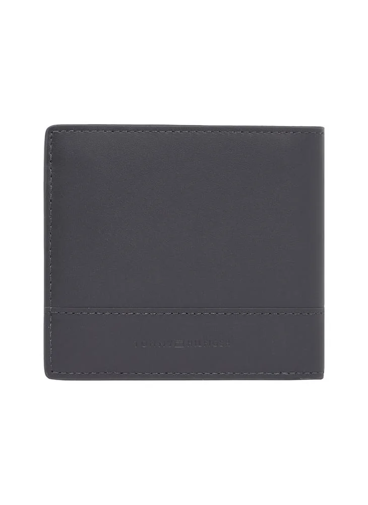 TOMMY HILFIGER Logo Corp Plaque Bifold Wallet