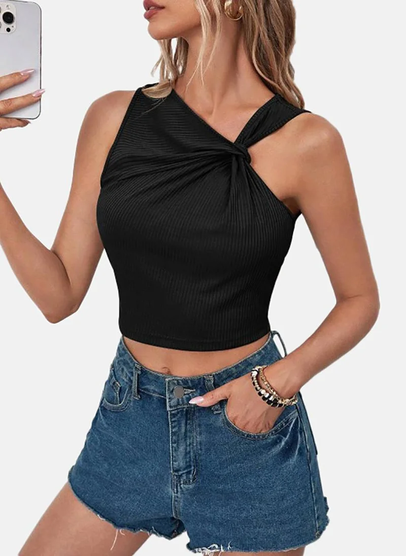 يونيكي Black Solid Slim Fit Sleeveless Top