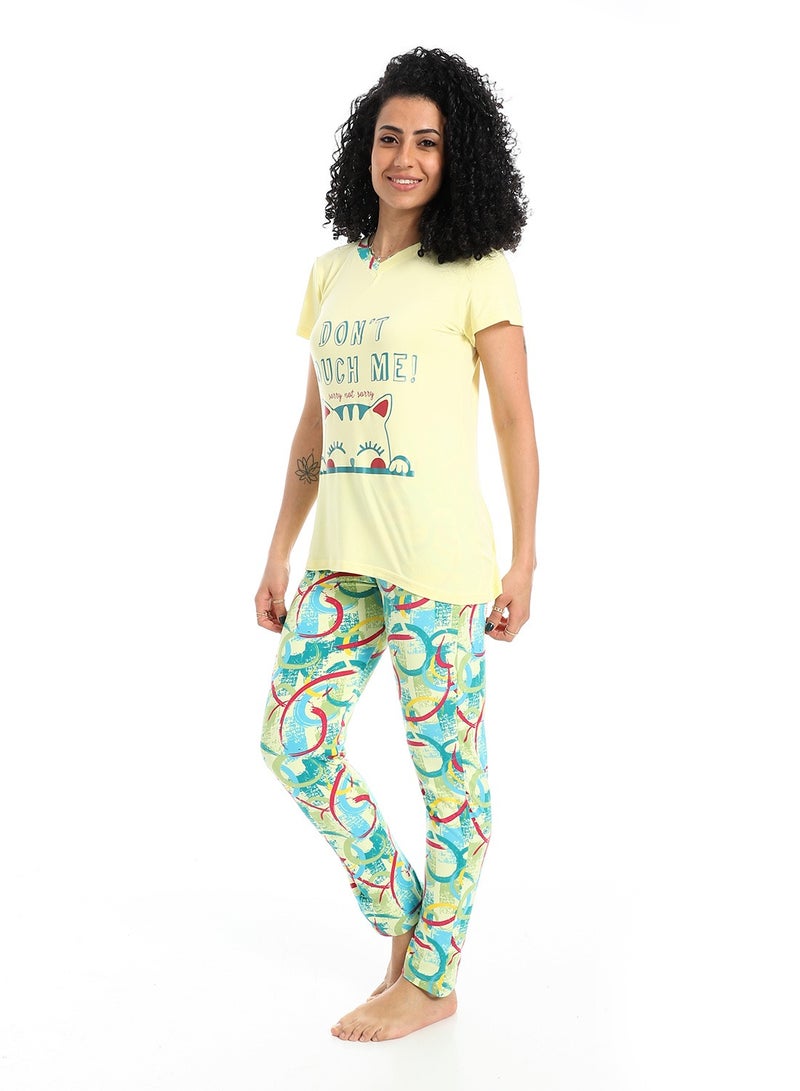 Caesar Women's summer half-sleeves pajamas with chest prints - Image 3