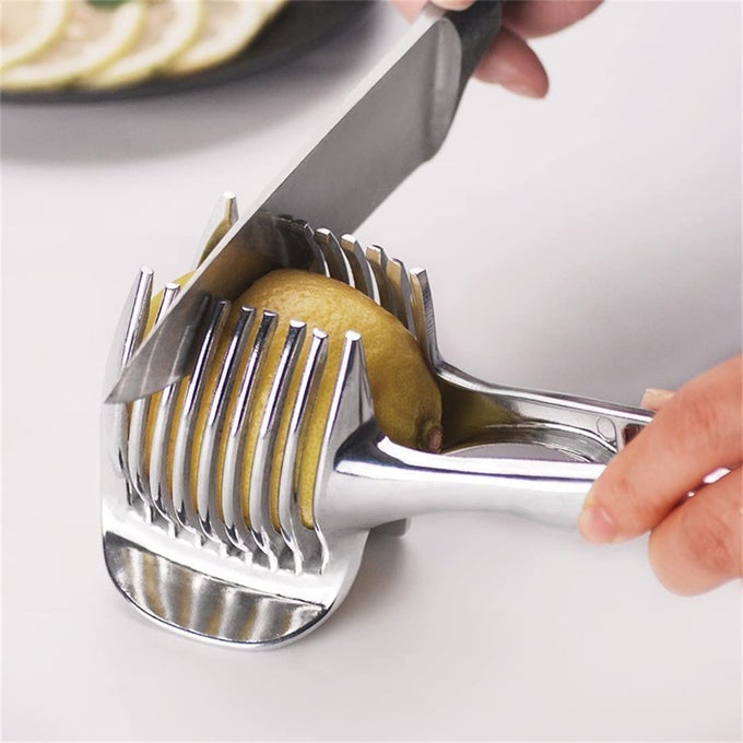 BRIGHT KITCHEN GADGETS HANDY STAINLESS STEEL ONION HOLDER POTATO TOMATO SLICER VEGETABLE FRUIT CUTTER SAFETY COOKING TOOLS ACCESSORIES