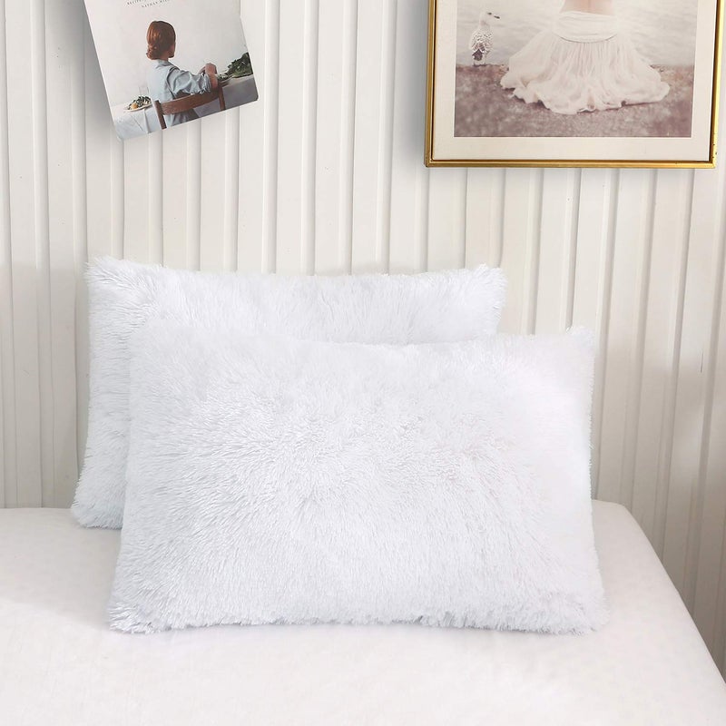 XeGe Faux Fur Throw Pillow Cases, Plush Shaggy Ultra Soft Pillow Covers, Fluffy Crystal Velvet Decorative Pillowcases, Furry Fuzzy Pillow Shams Zipper Closure, Set of 2(Standard, White)