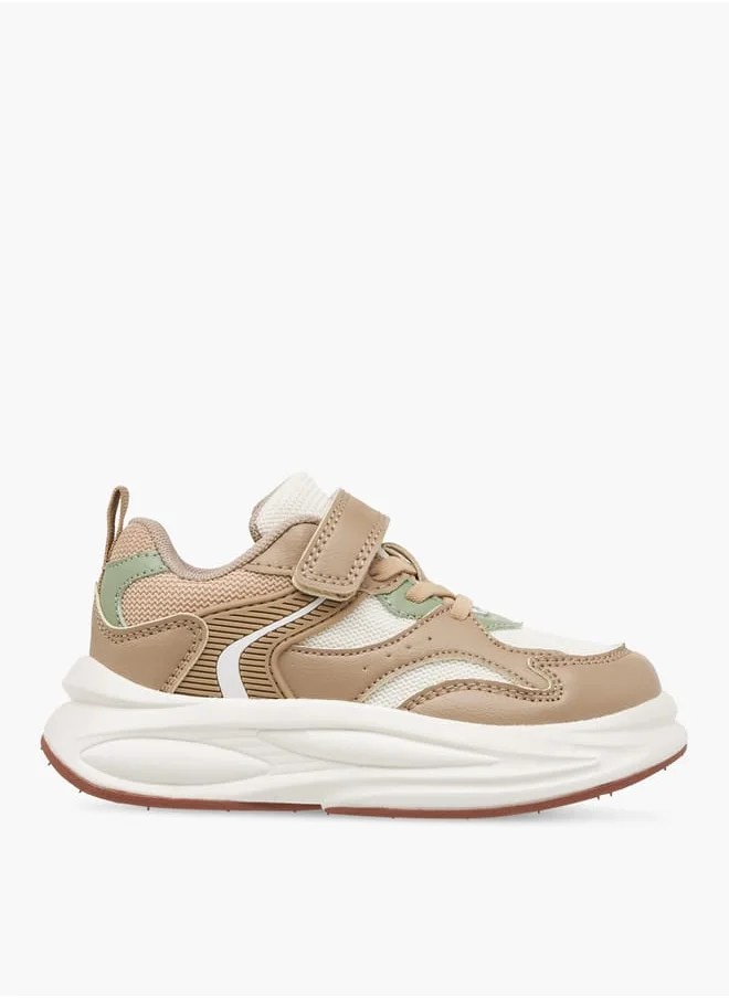 لي كوبر Boys' Panelled Sneakers with Hook and Loop Closure