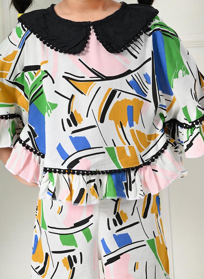 بيلا مودا طقم بلوزة وشورت بطبعات بياقة دائرية وحافة مكشكشة من بيلا مودا - Image 3