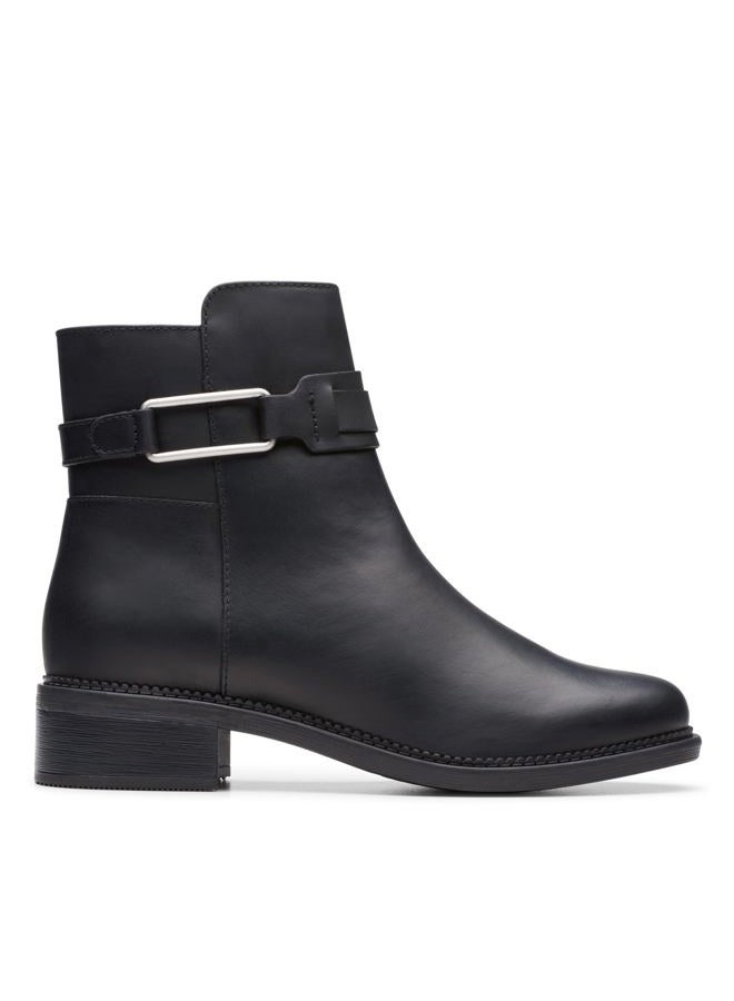 clarks Women's Maye Bella Ankle Boot, Black Leather, 8 - Image 2