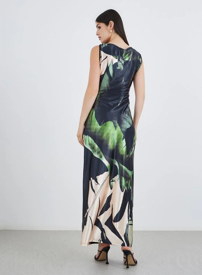 Styli Styli Asymmetric Neck Printed Maxi Dress