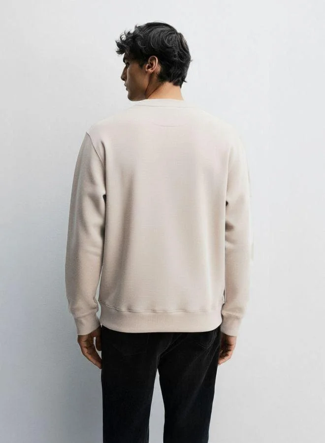 شركة المرآب الهندية Men Relaxed Fit Embroidered Crew Neck Full Sleeves Sweatshirt