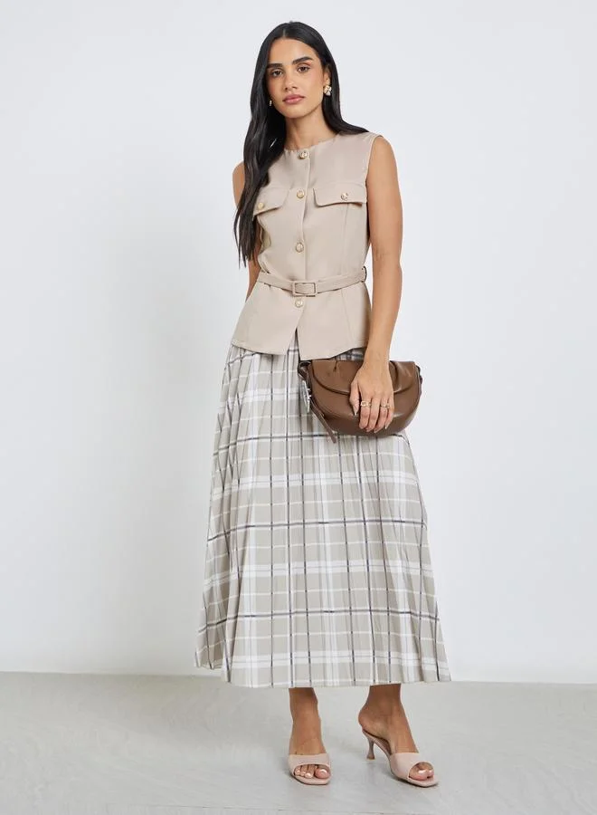 Styli Styli Sleeveless Round Neck Belted Waistcoat