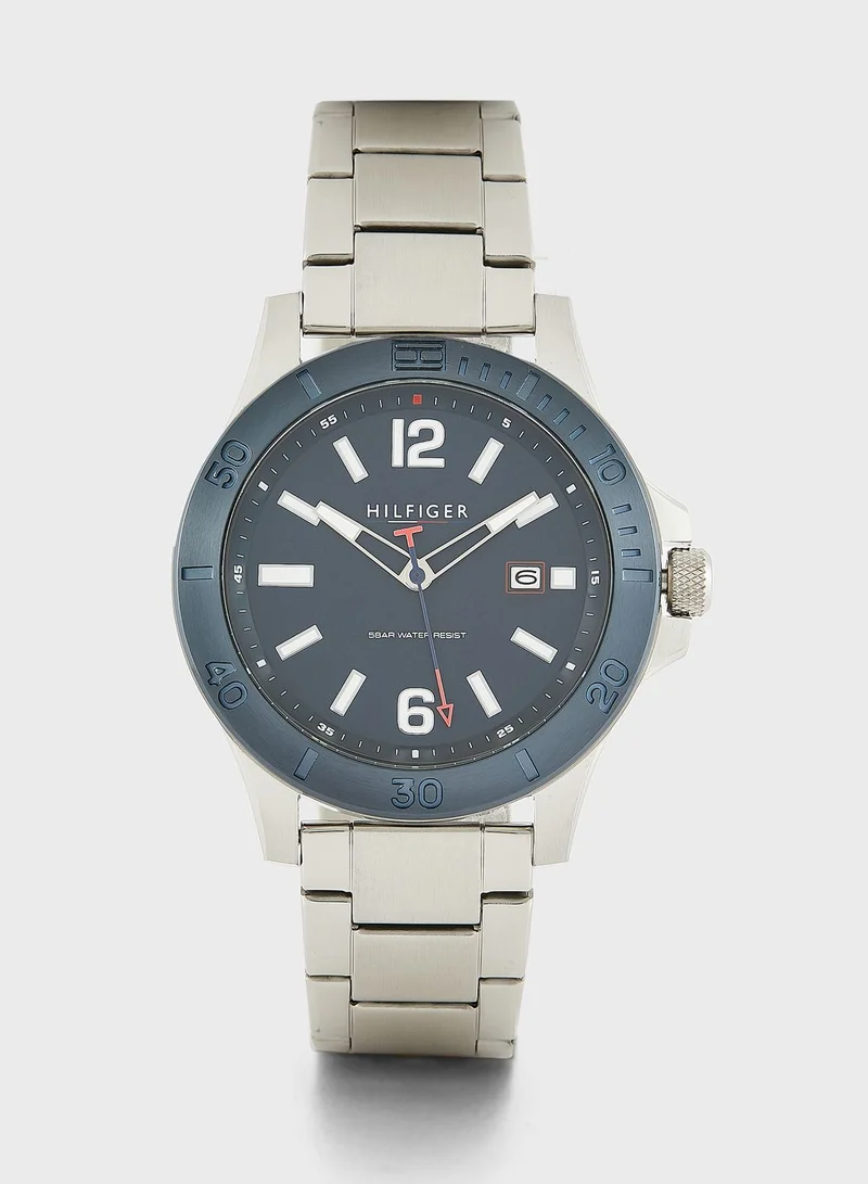 TOMMY HILFIGER Round Analog Watch