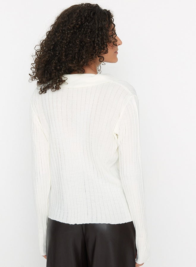 trendyol Ecru Sleeve Detailed Polo Neck Knitwear Sweater TWOAW21KZ1113  - Image 5