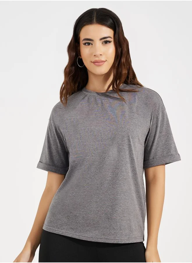 ستايلي Drop Shoulder Turn Up Sleeves Solid T-Shirt